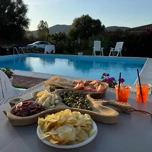  Bed & Breakfast Sardama
